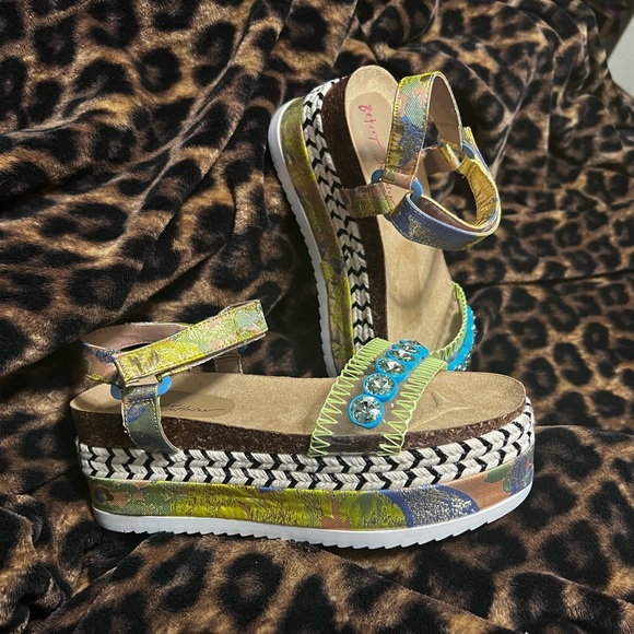 Wedges - Picture 4 of 7